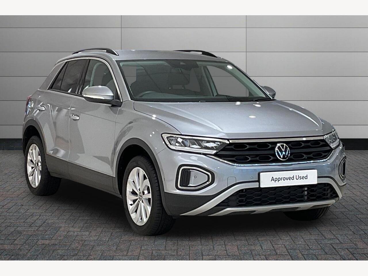 Main listing image - Volkswagen T-Roc