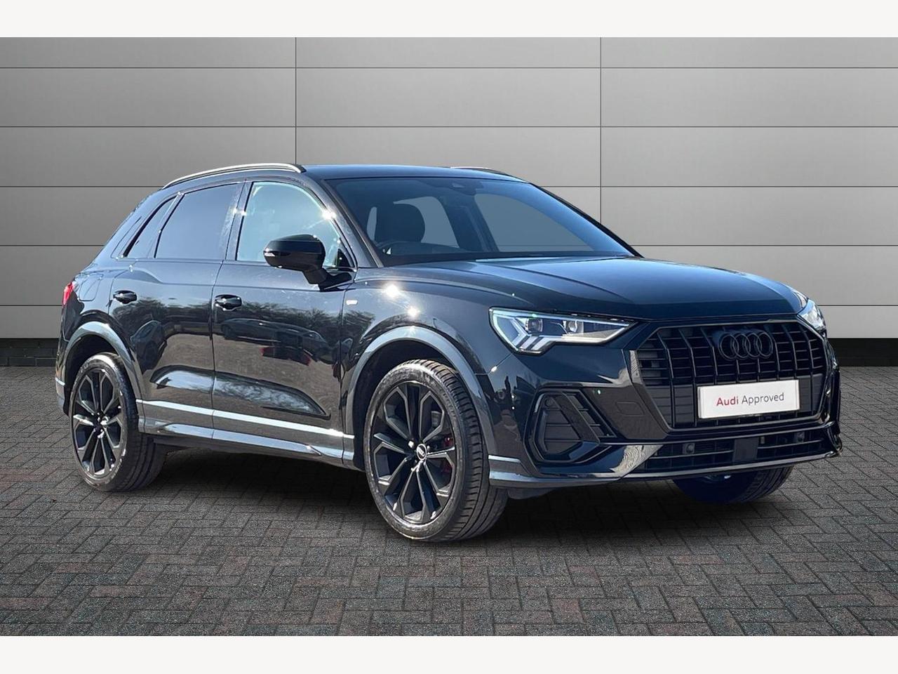 Main listing image - Audi Q3