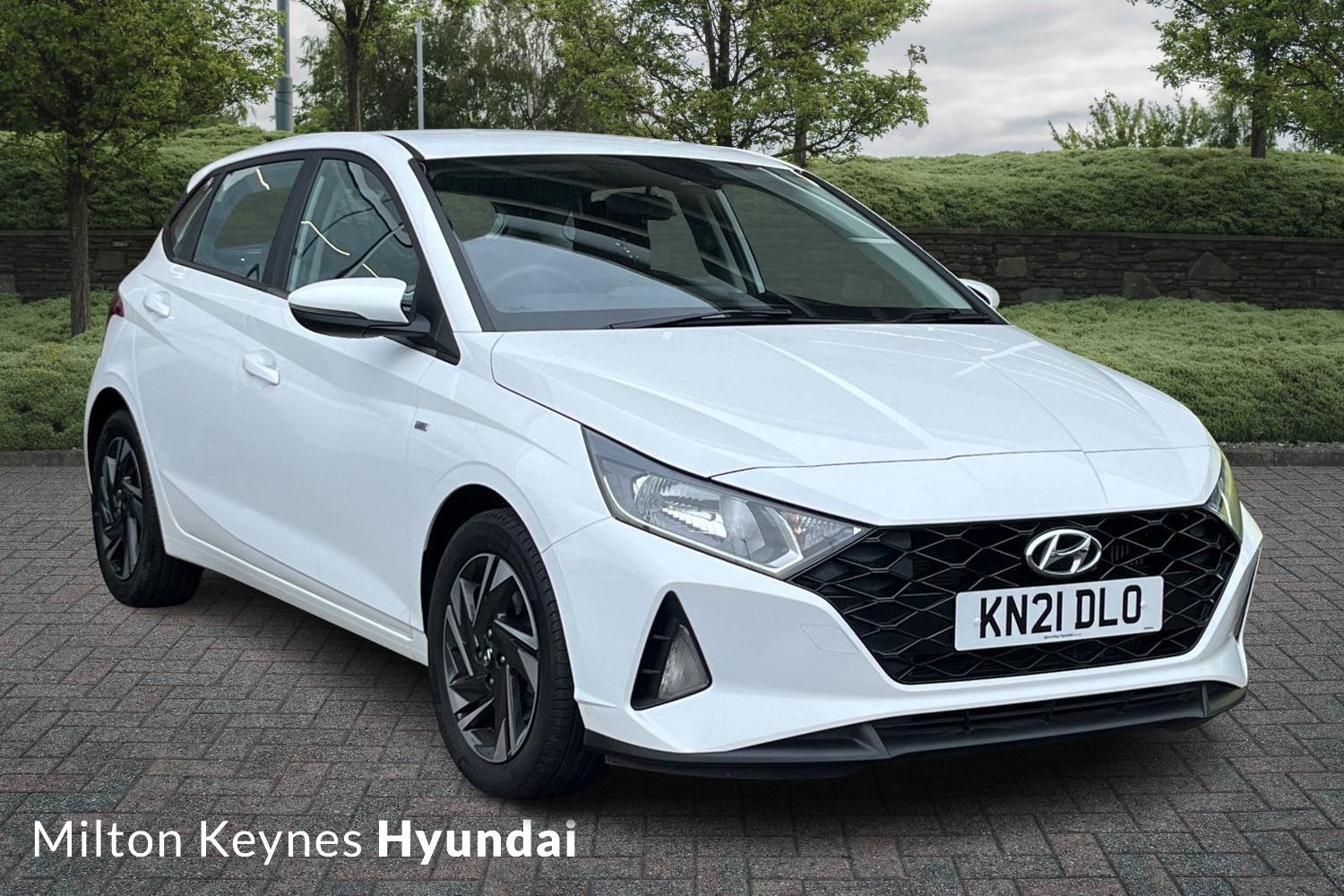 Main listing image - Hyundai i20