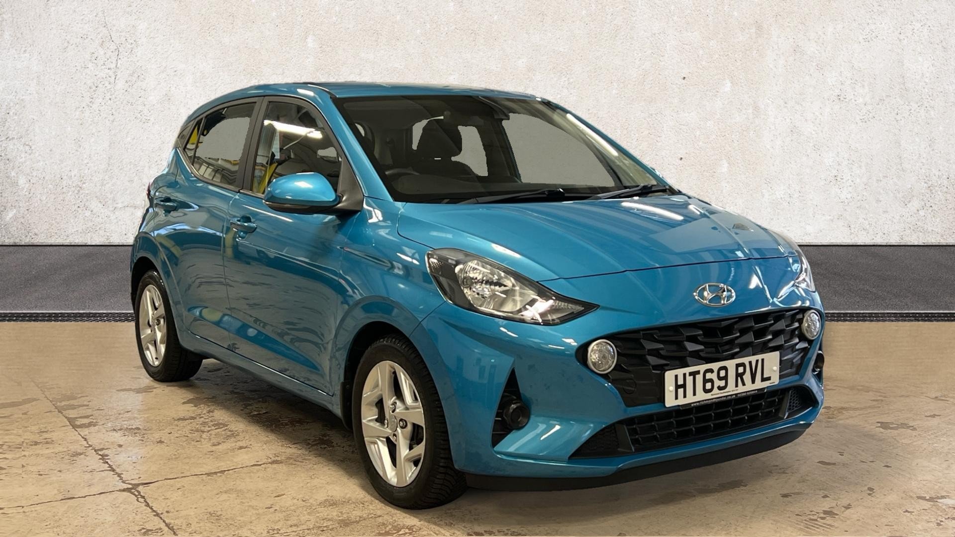 Main listing image - Hyundai i10