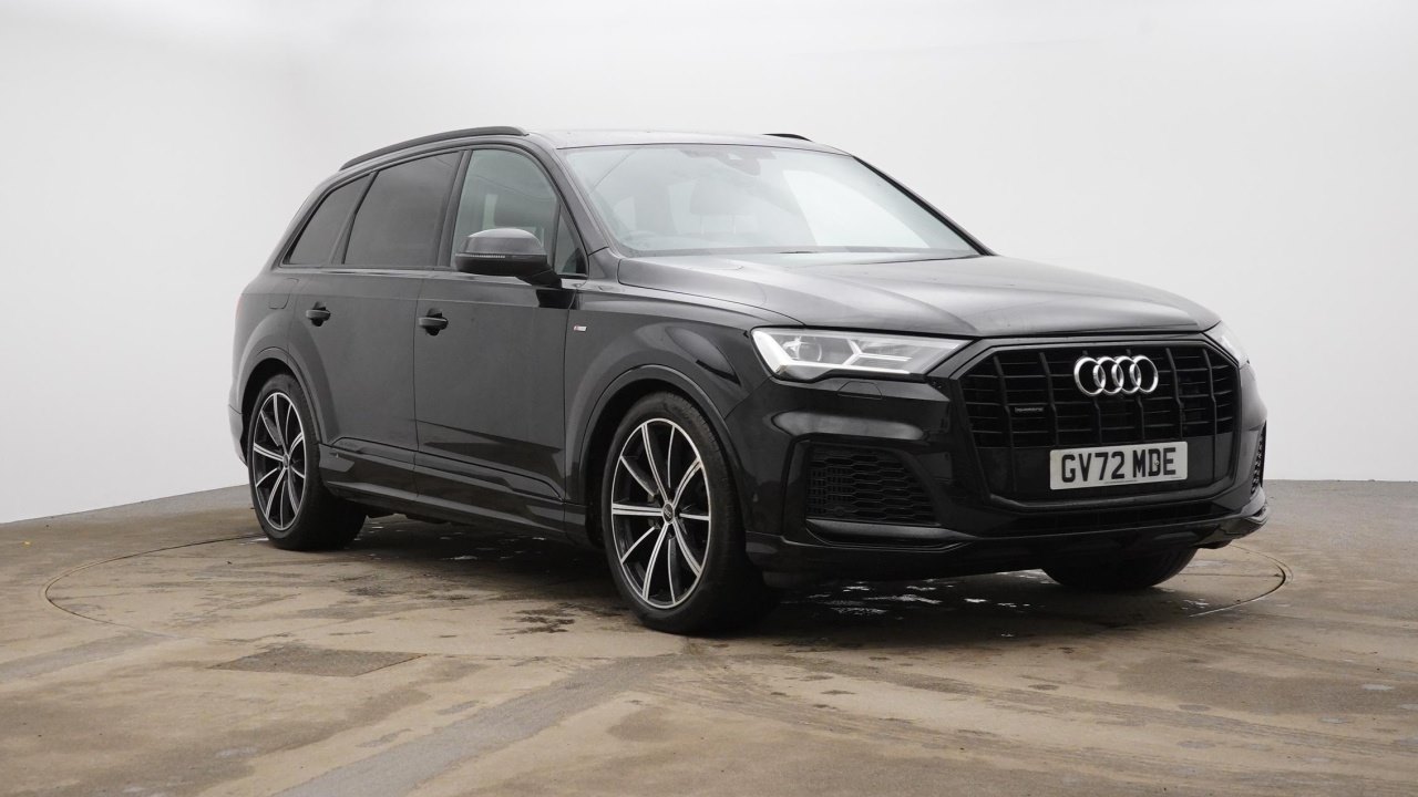 Main listing image - Audi Q7