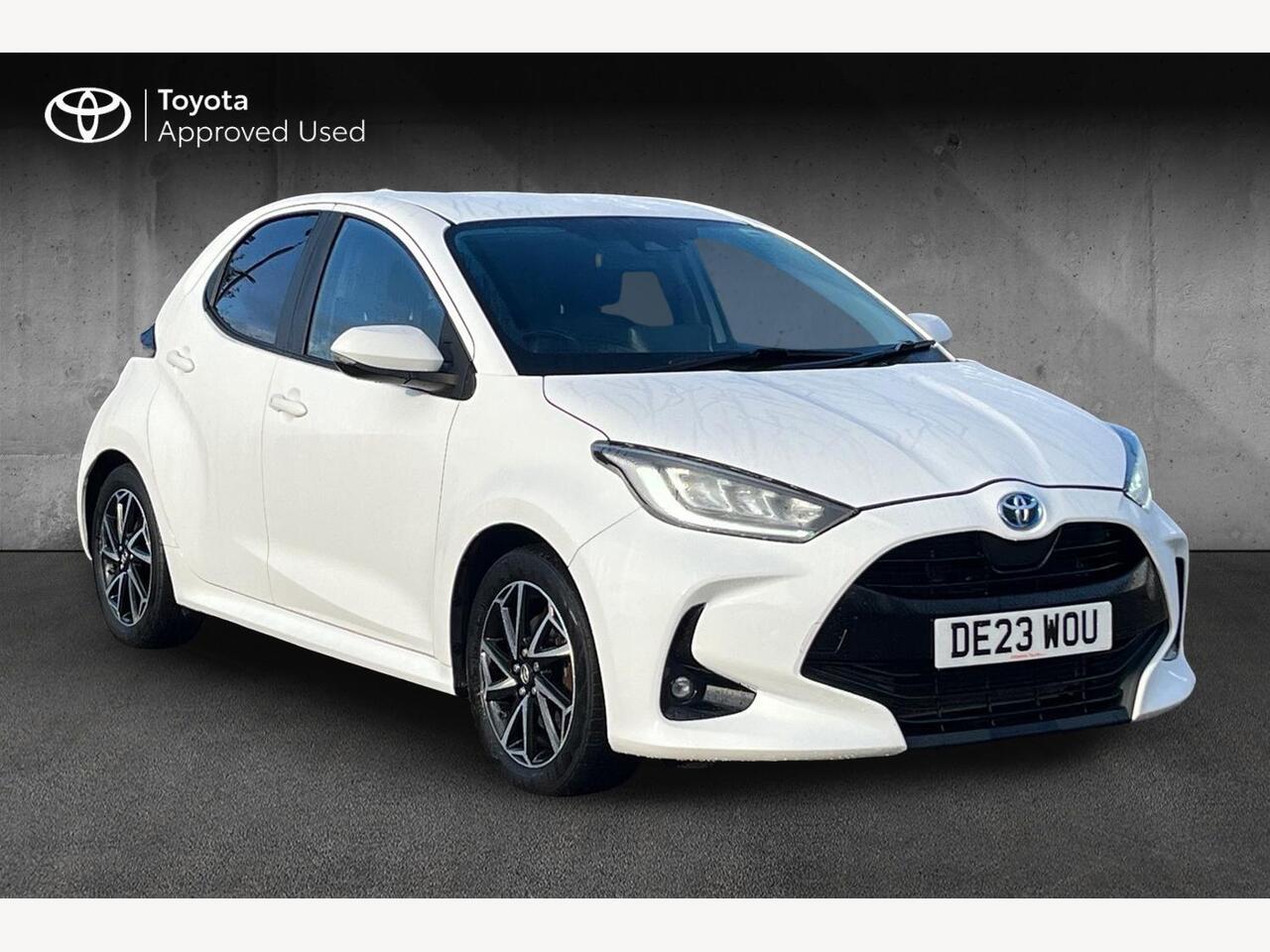 Main listing image - Toyota Yaris