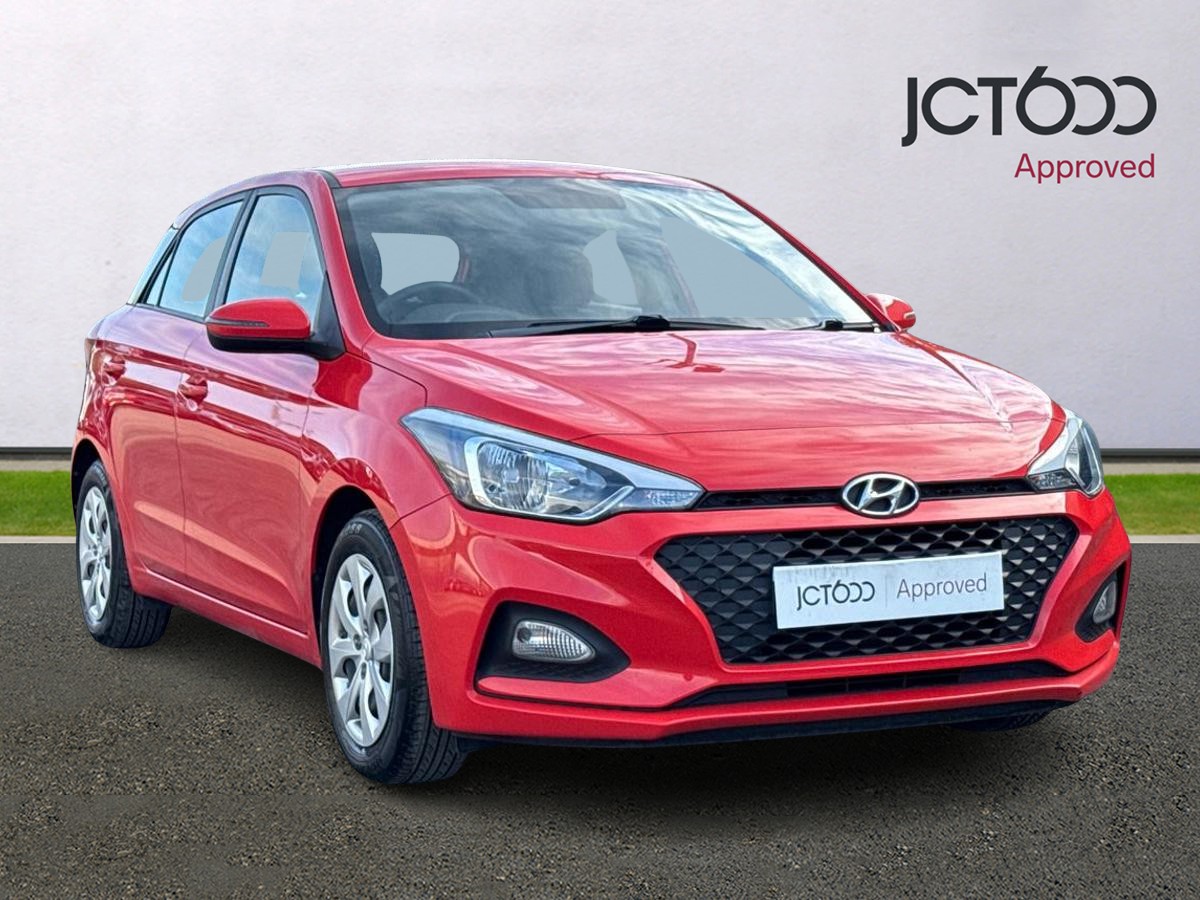 Main listing image - Hyundai i20