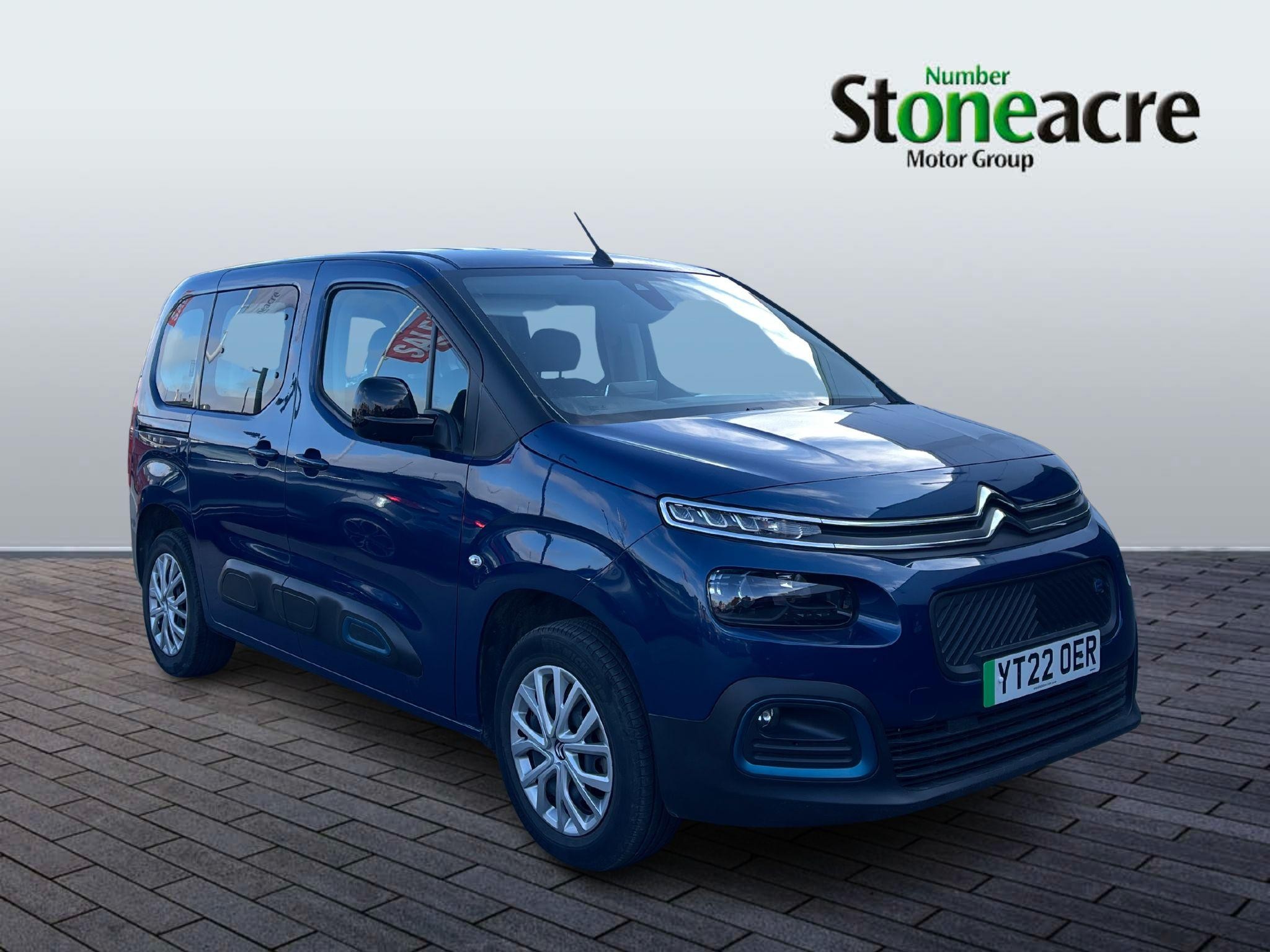 Main listing image - Citroen e-Berlingo
