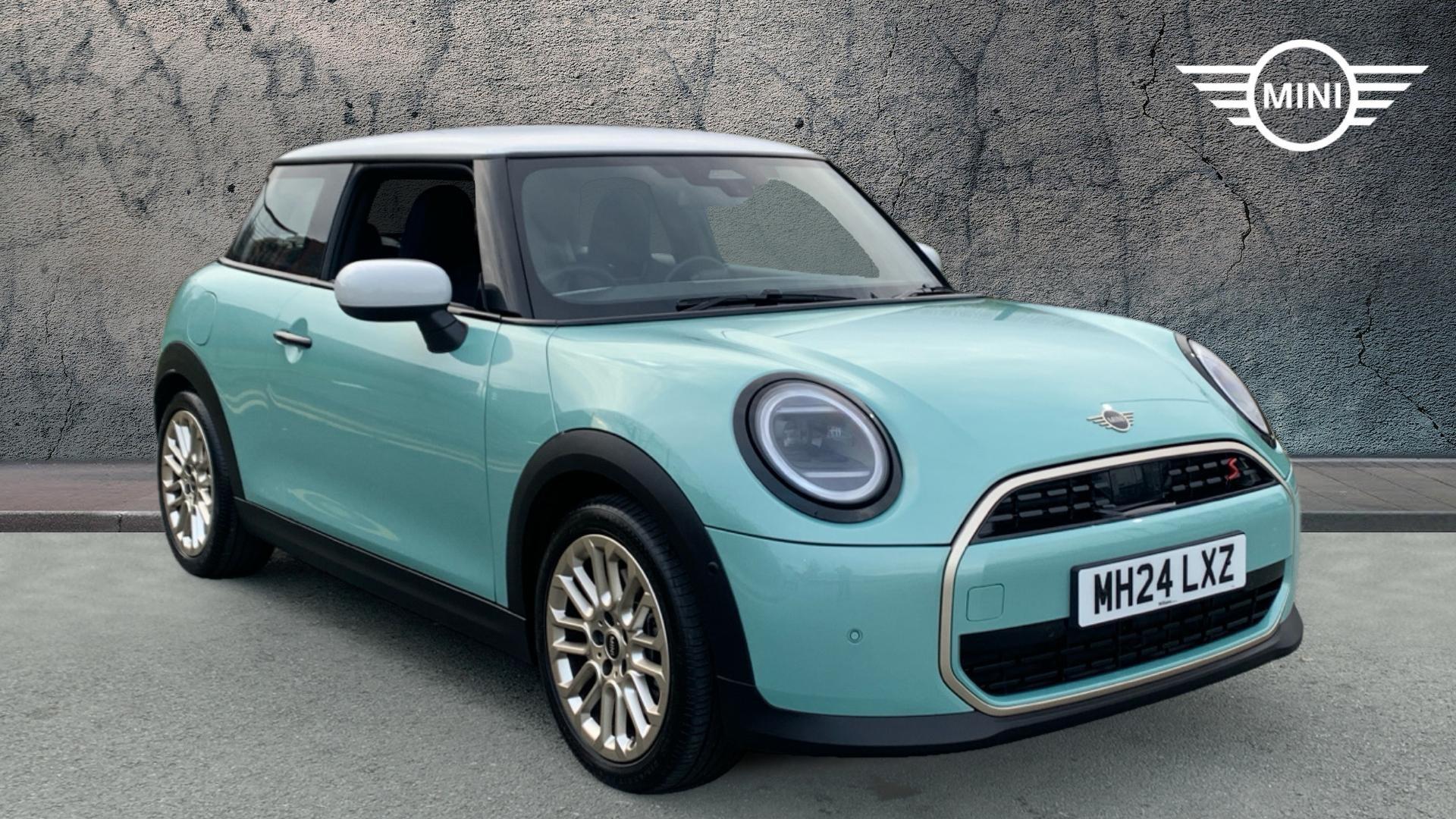 Main listing image - MINI Hatchback