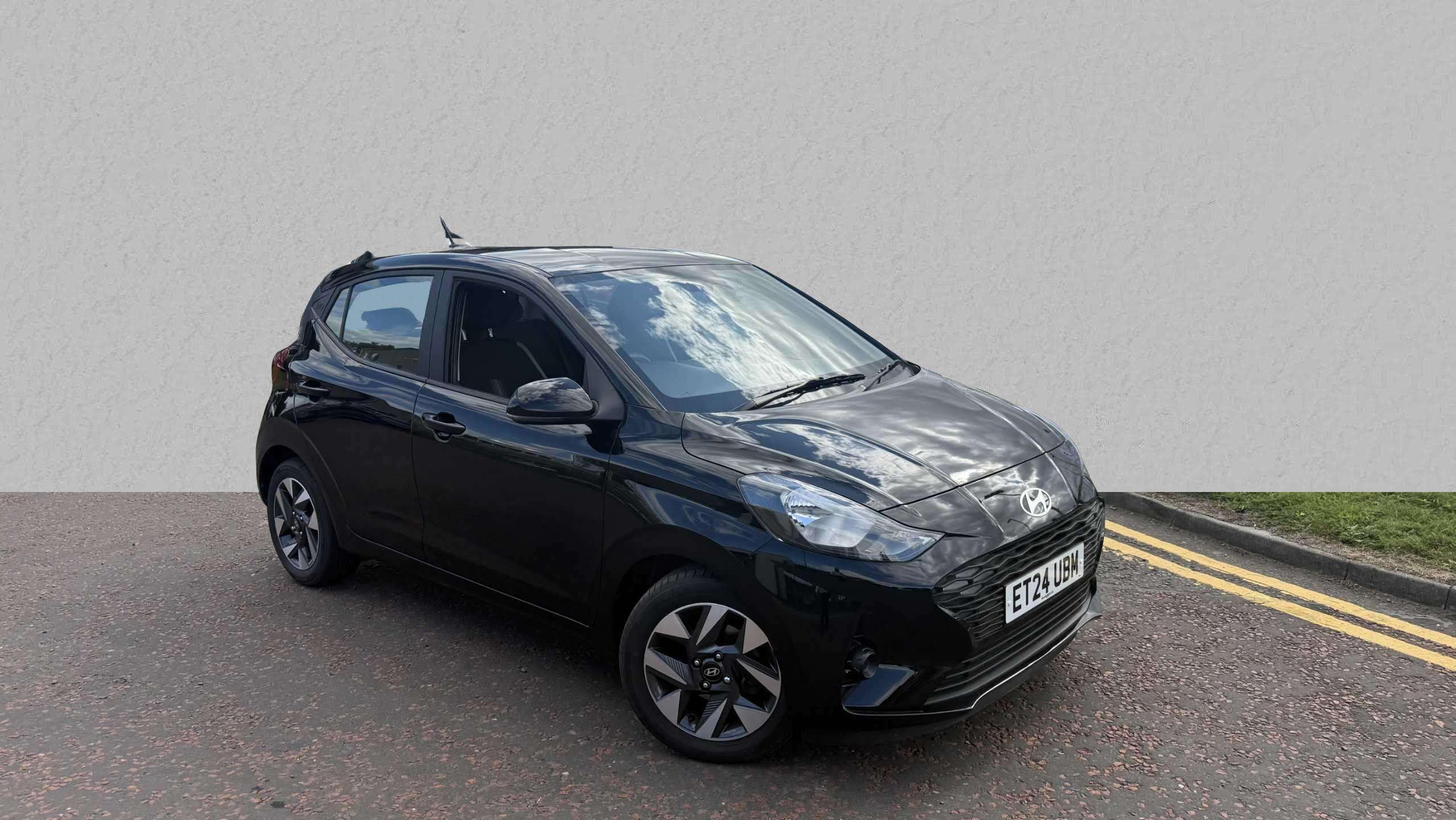 Main listing image - Hyundai i10