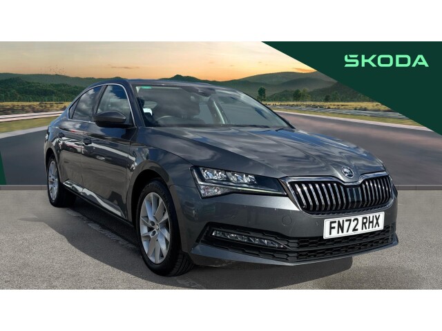Main listing image - Skoda Superb