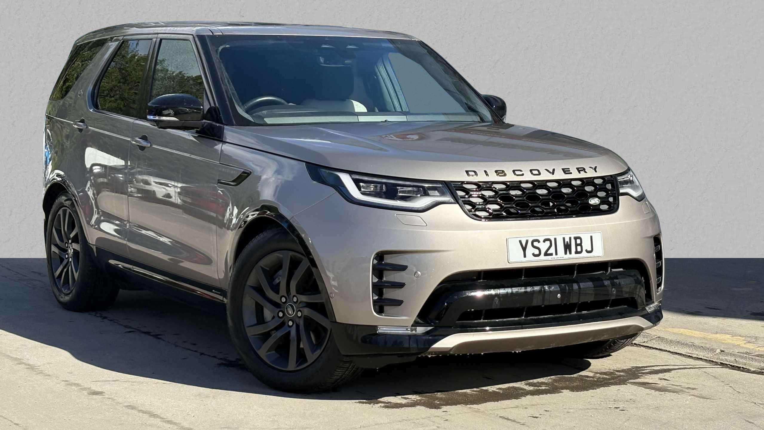 Main listing image - Land Rover Discovery