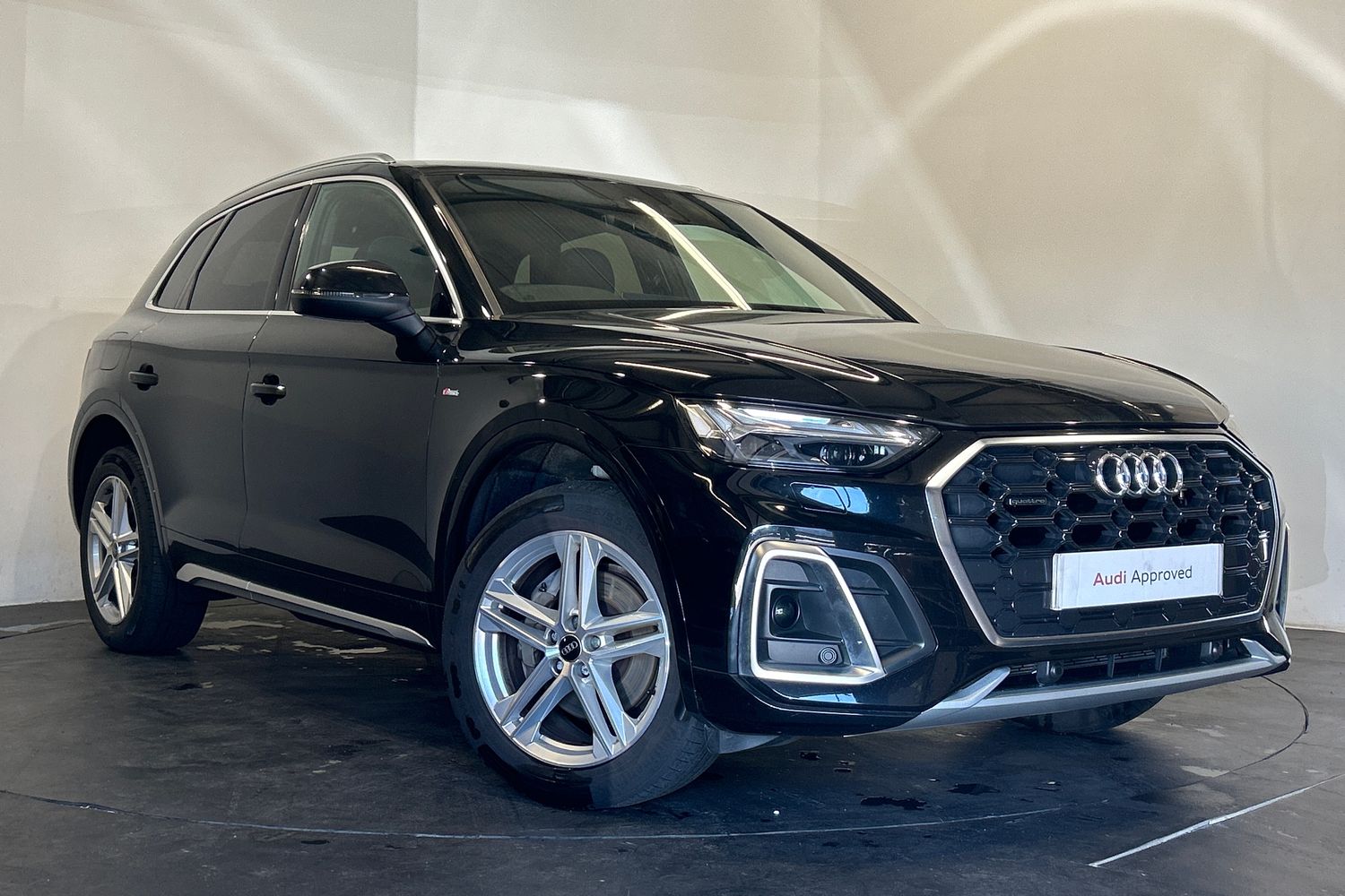 Main listing image - Audi Q5