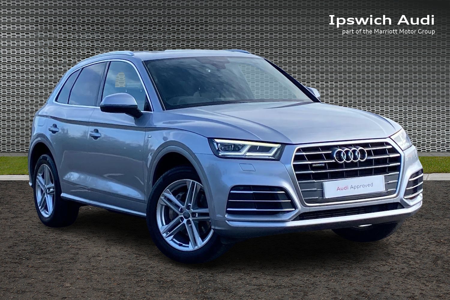 Main listing image - Audi Q5