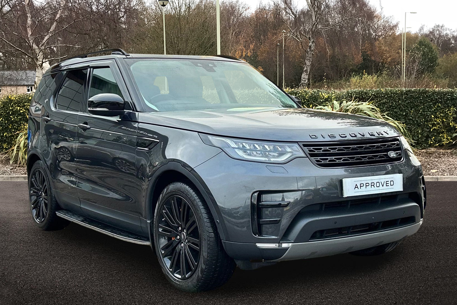 Main listing image - Land Rover Discovery