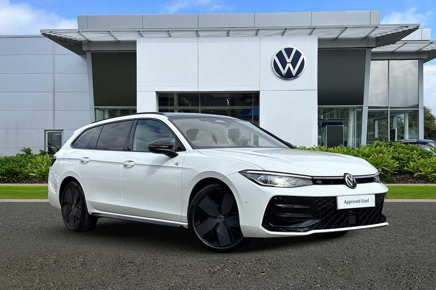 Main listing image - Volkswagen Passat Estate