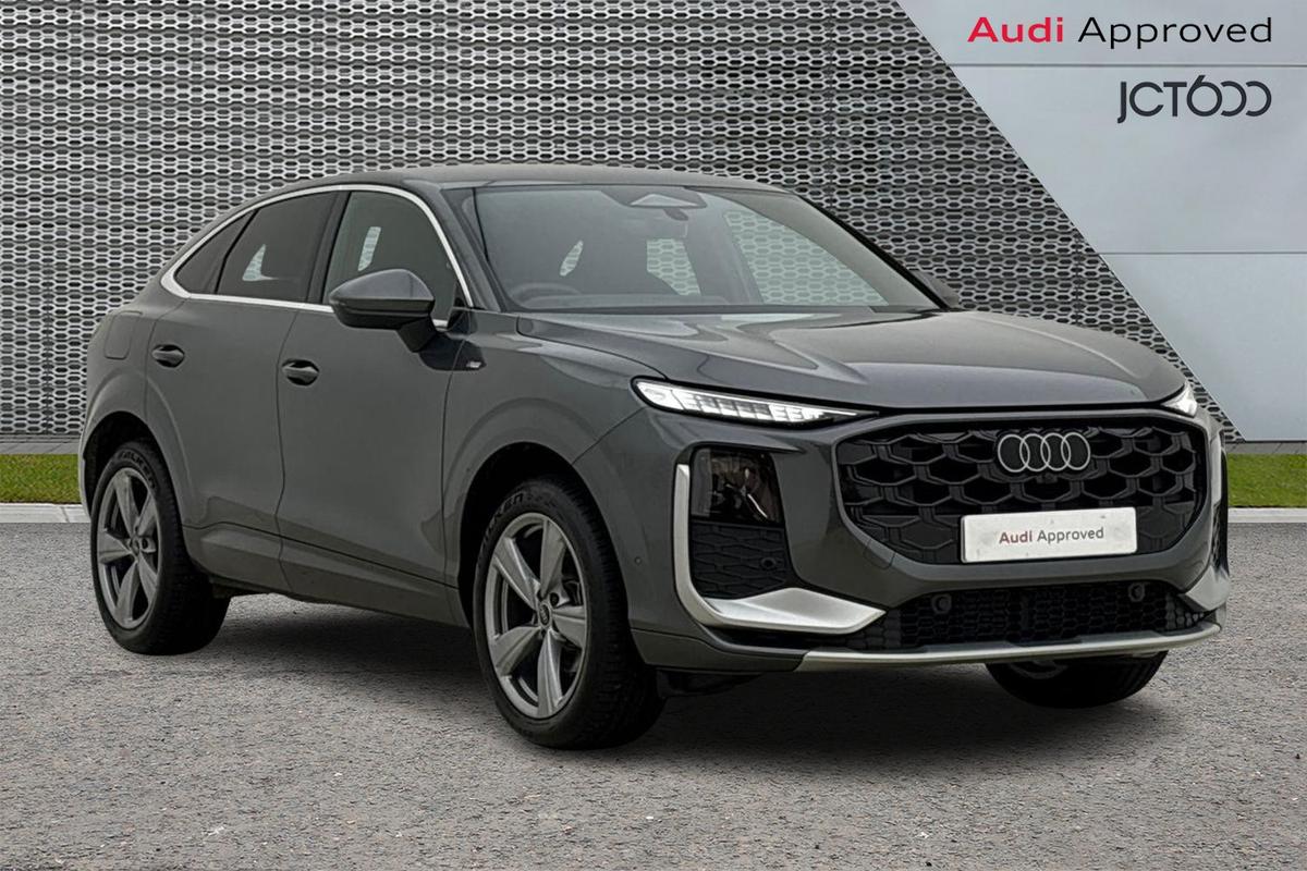 Main listing image - Audi Q3
