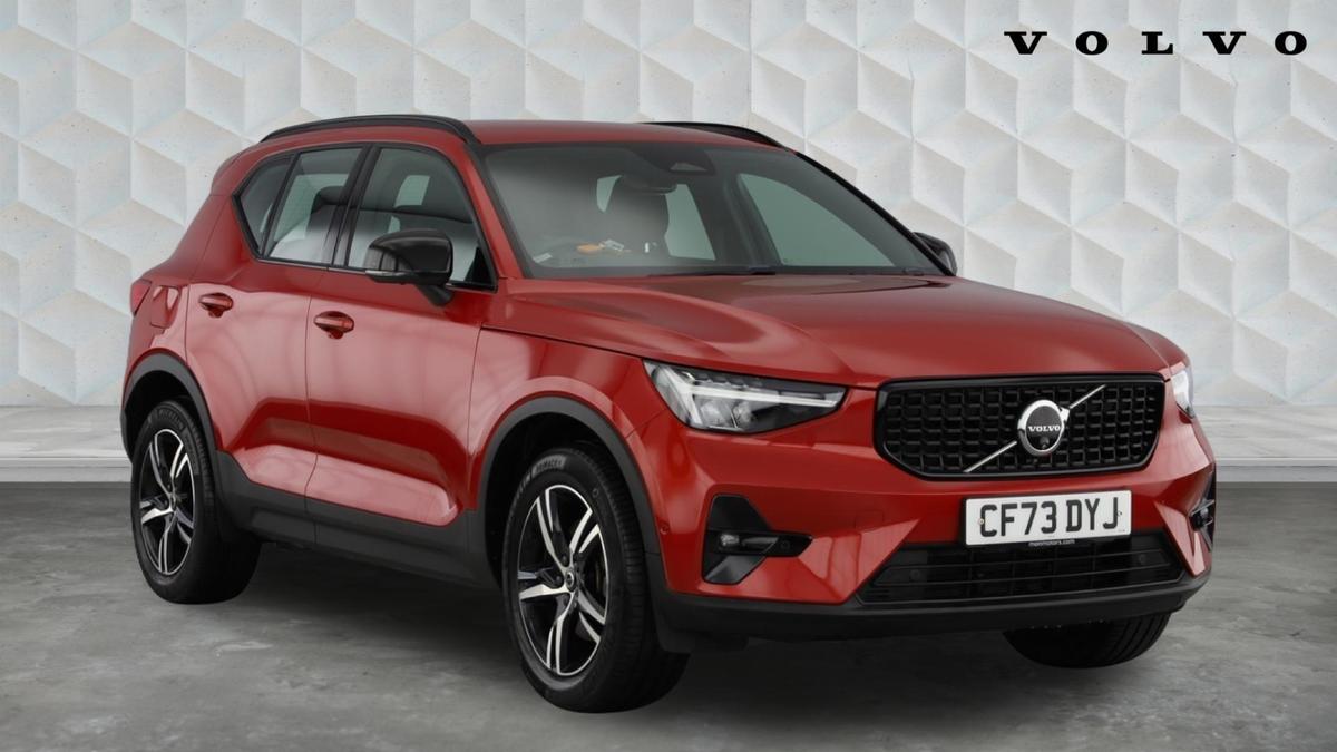 Main listing image - Volvo XC40