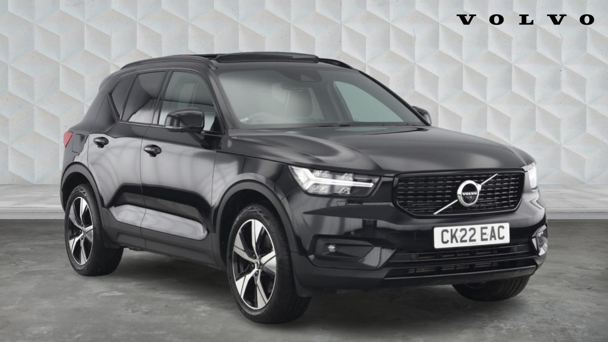 Main listing image - Volvo XC40 Recharge