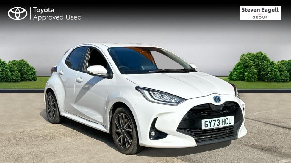 Main listing image - Toyota Yaris