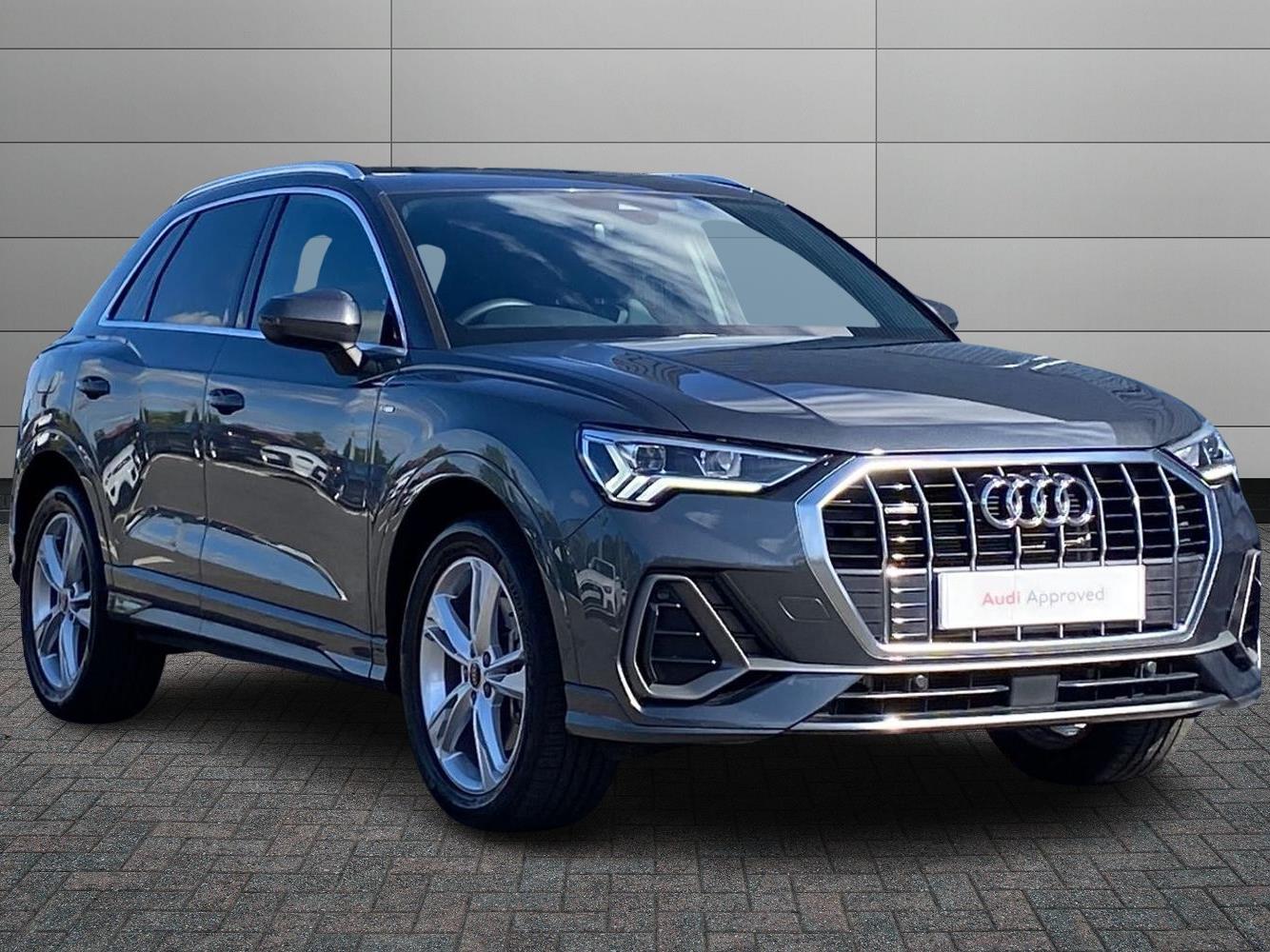 Main listing image - Audi Q3