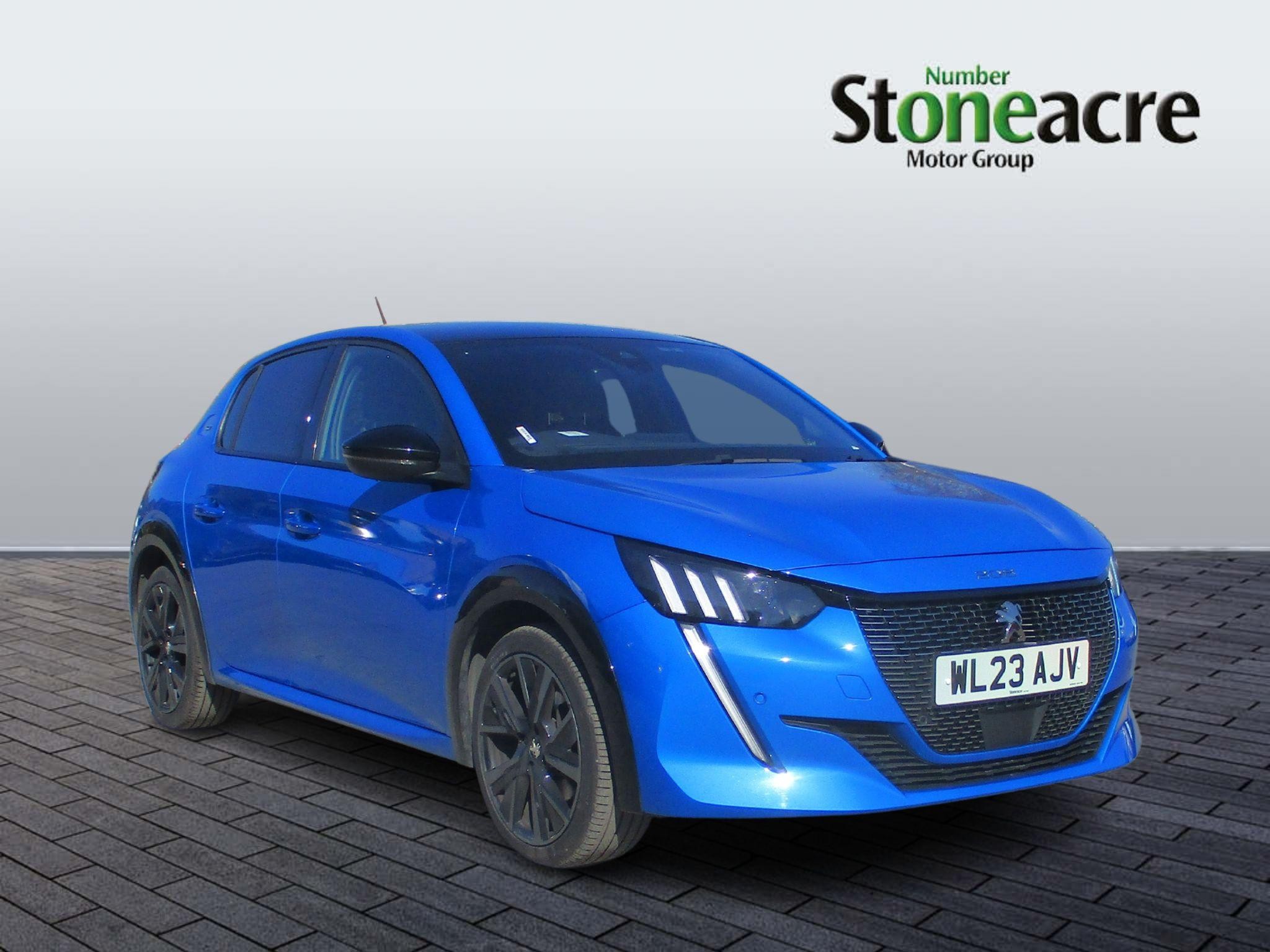Main listing image - Peugeot 208