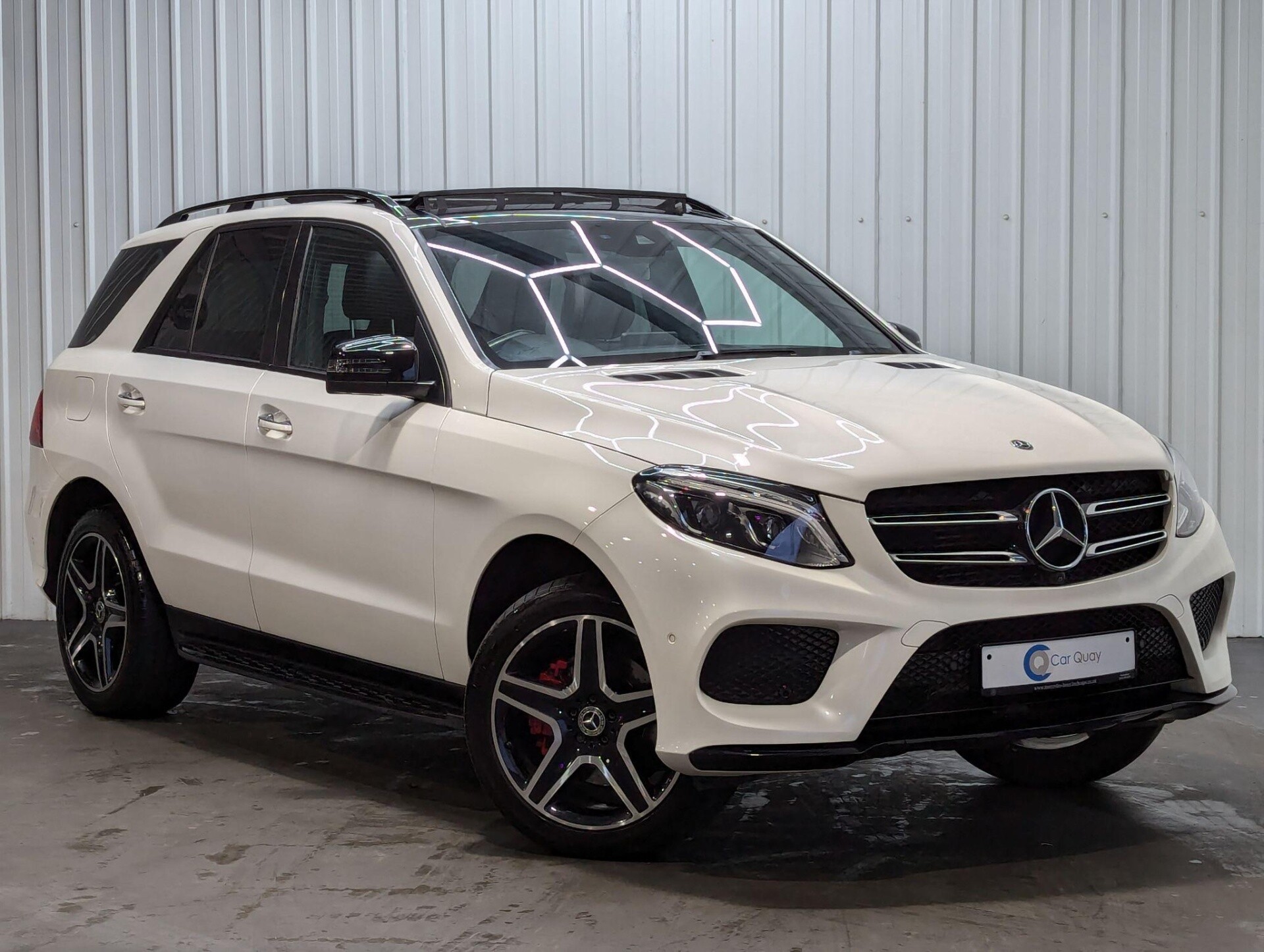 Main listing image - Mercedes-Benz GLE