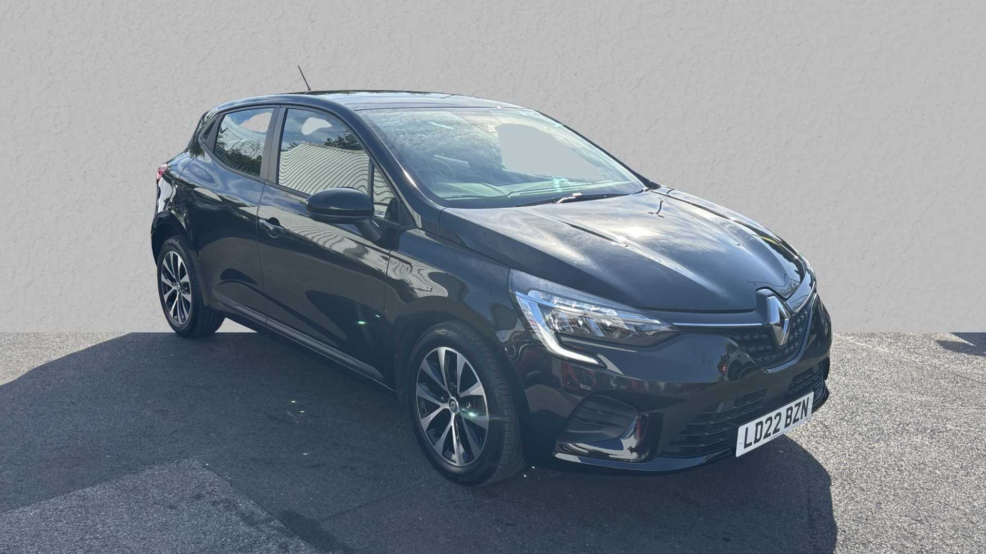 Main listing image - Renault Clio