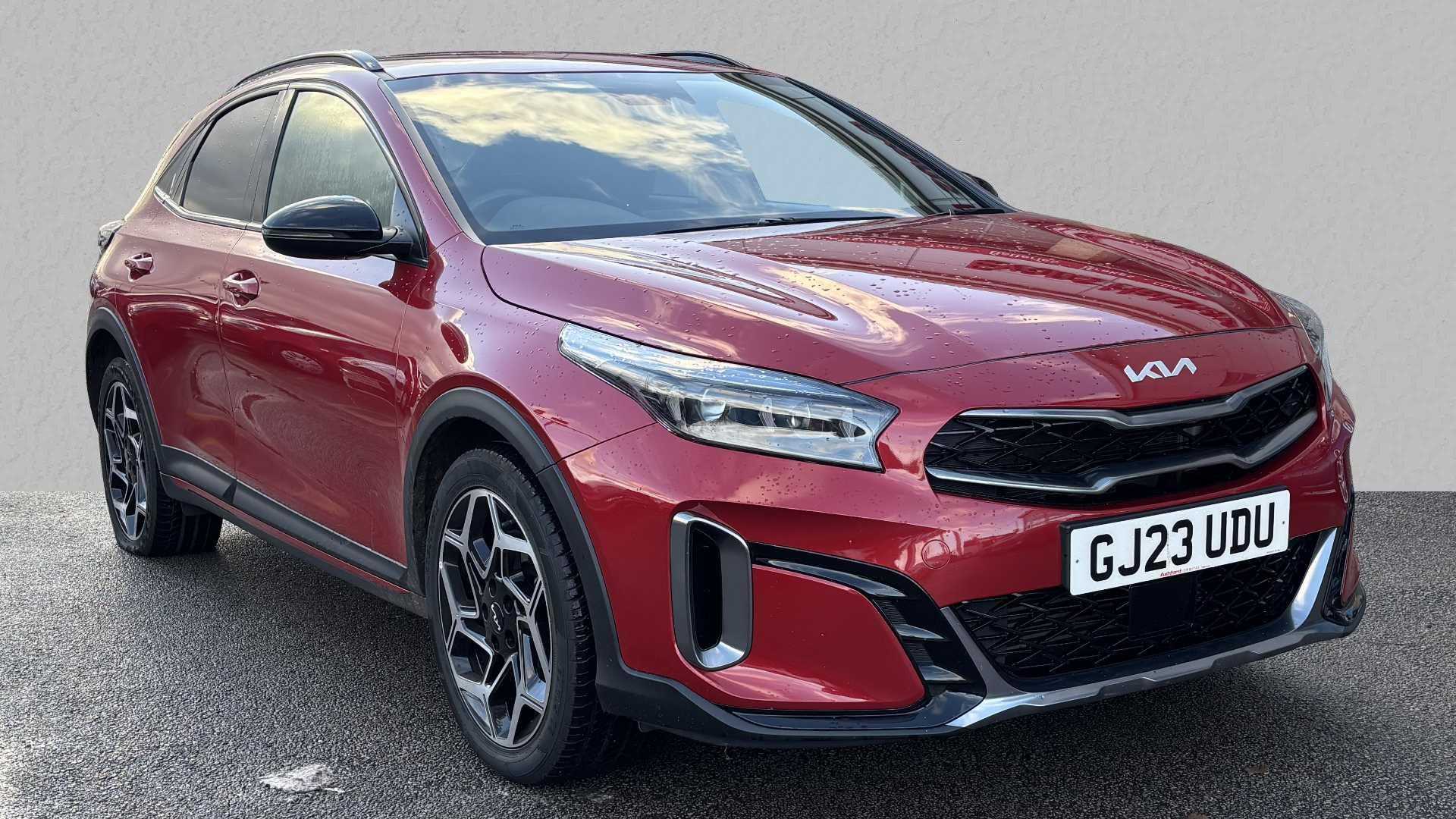 Main listing image - Kia XCeed