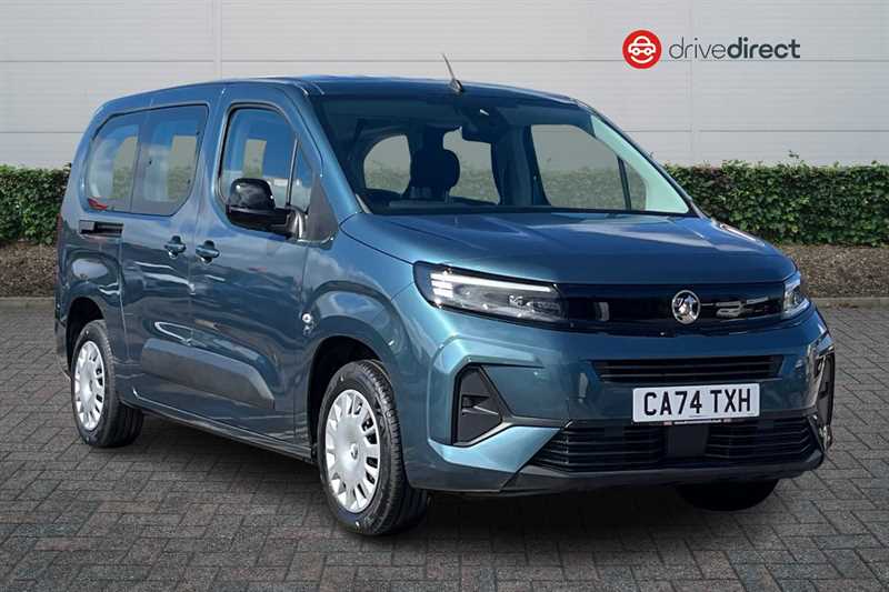 Main listing image - Vauxhall Combo Life-e