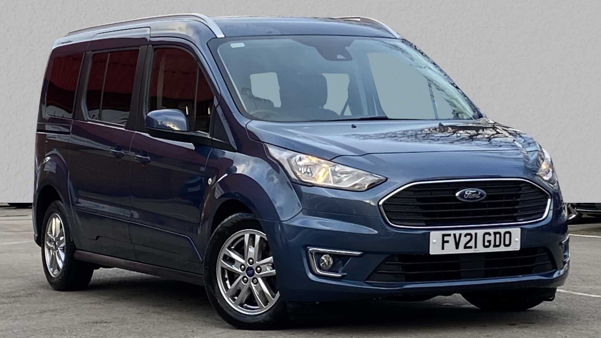 Main listing image - Ford Grand Tourneo Connect