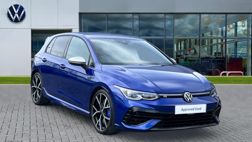 Main listing image - Volkswagen Golf R