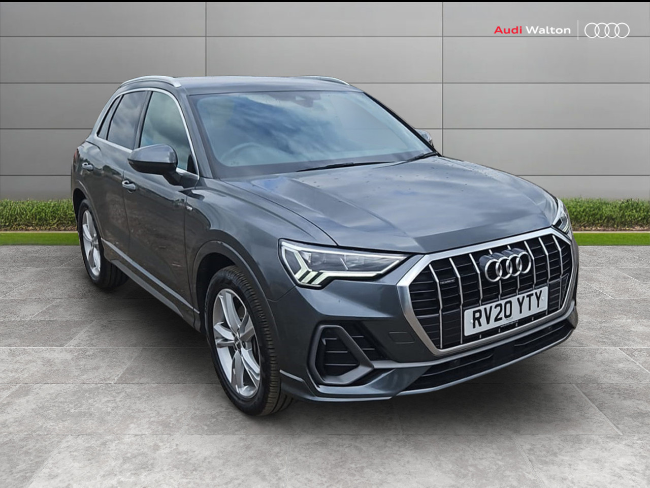 Main listing image - Audi Q3
