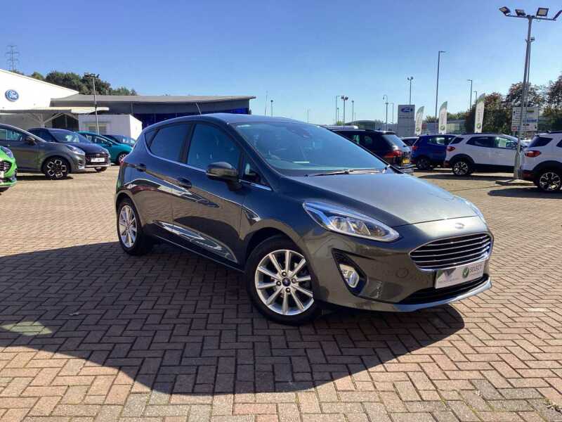 Main listing image - Ford Fiesta