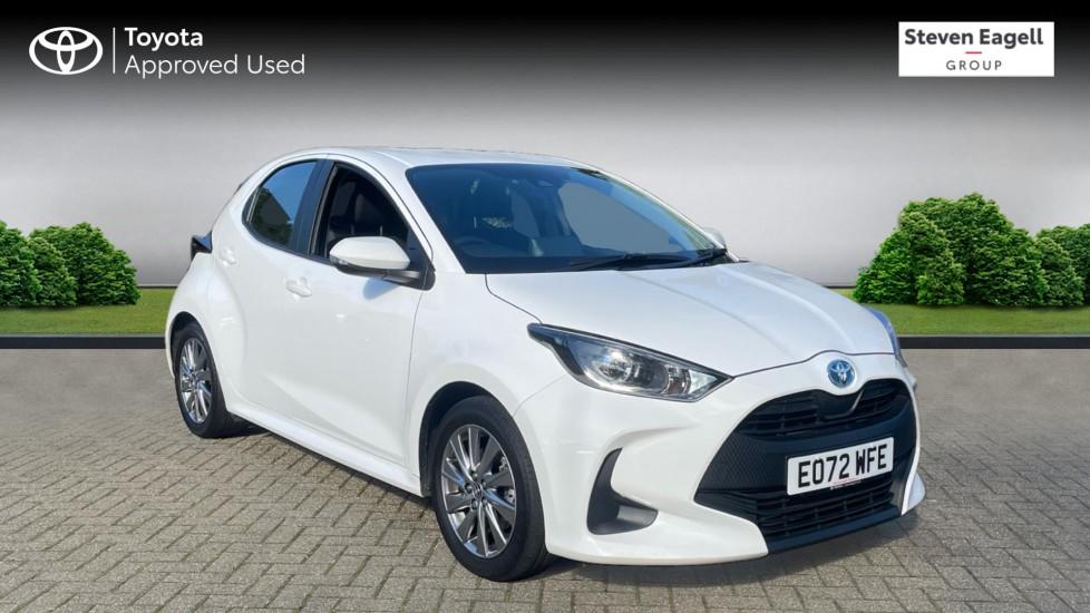 Main listing image - Toyota Yaris