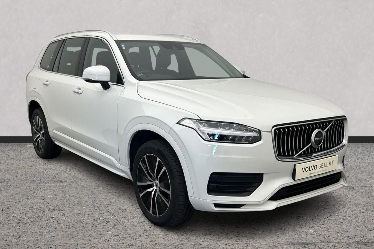 Main listing image - Volvo XC90