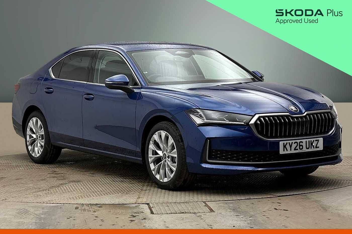 Main listing image - Skoda Superb