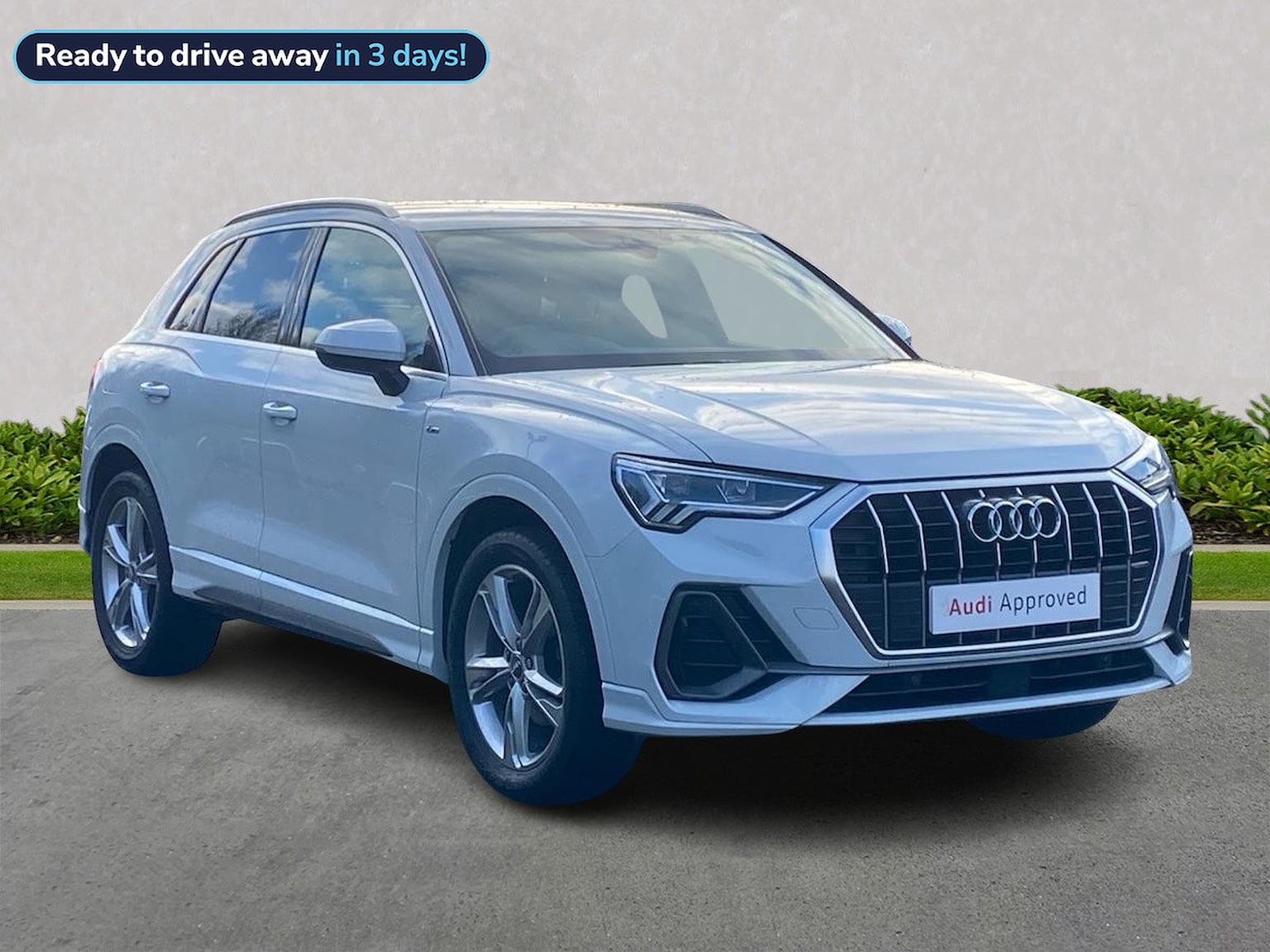 Main listing image - Audi Q3