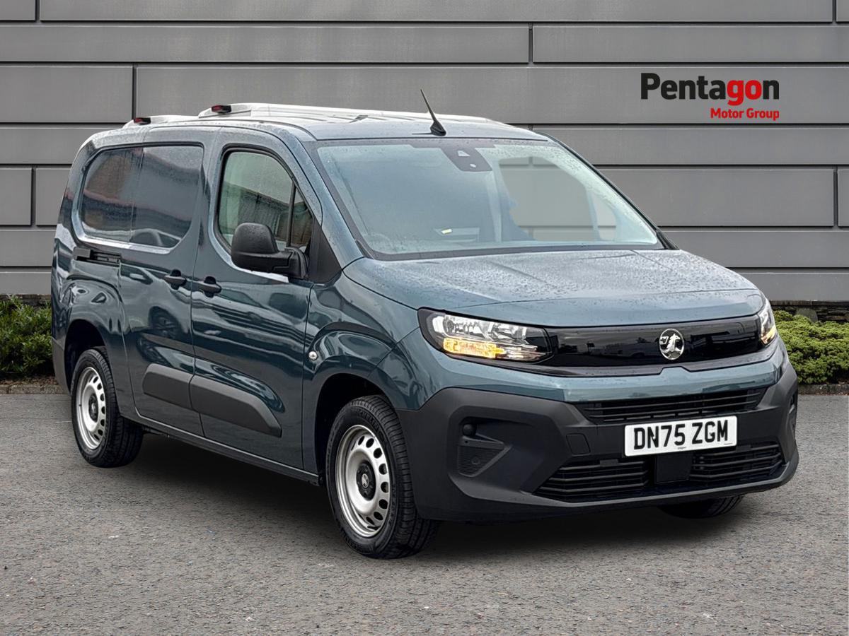 Main listing image - Vauxhall Combo Cargo