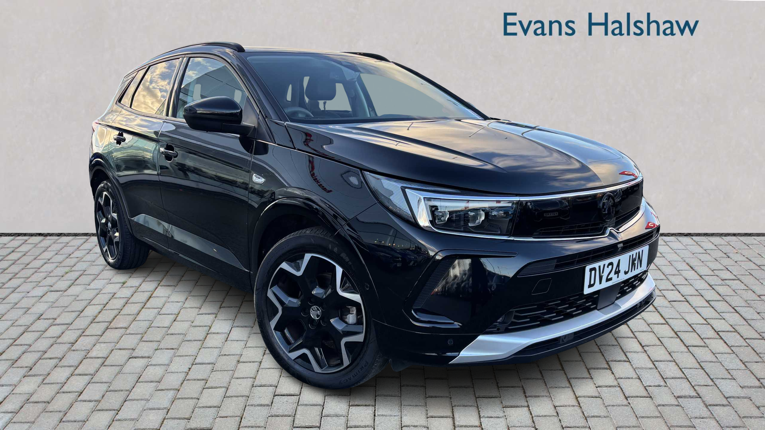 Main listing image - Vauxhall Grandland