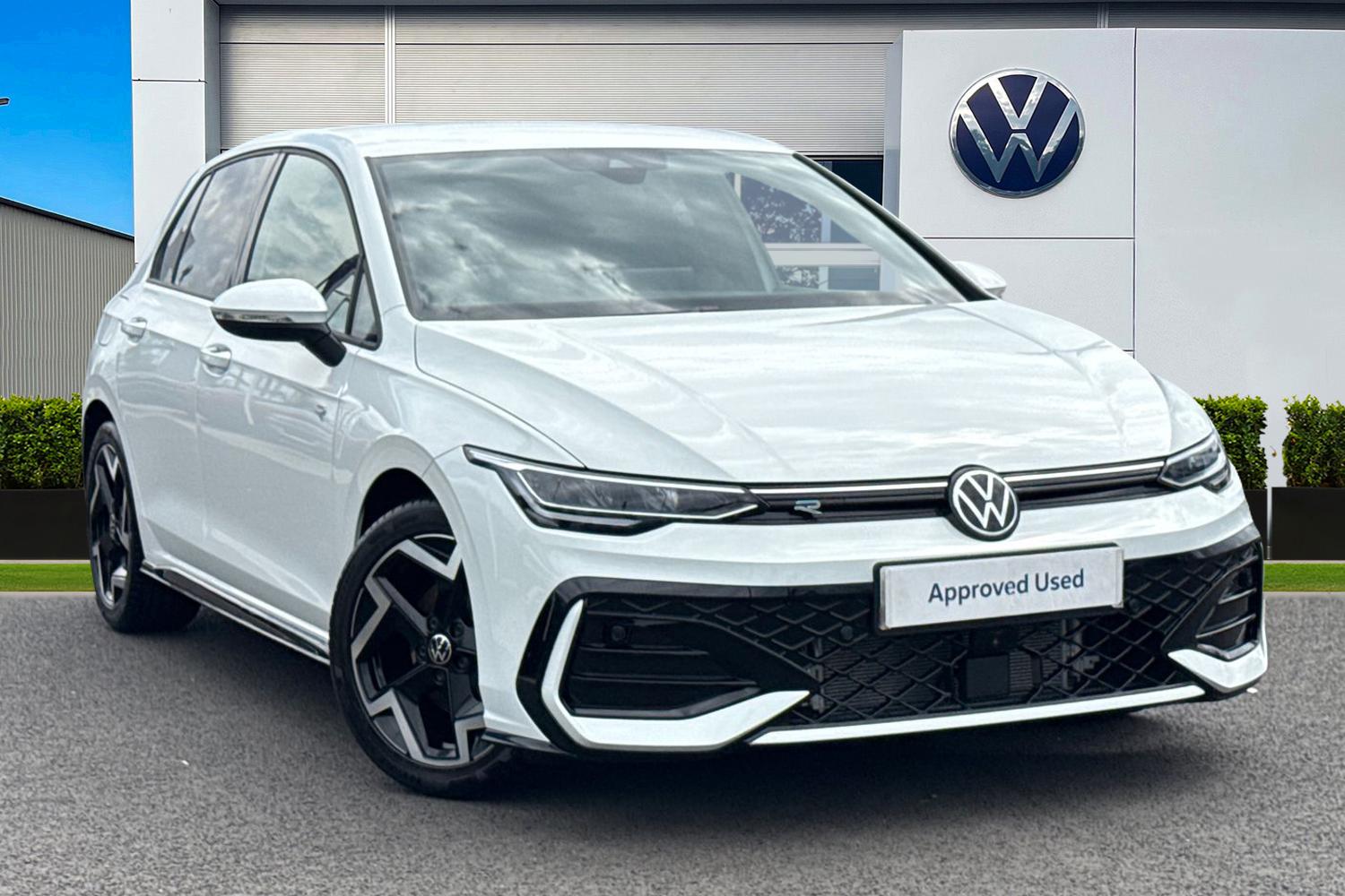 Main listing image - Volkswagen Golf