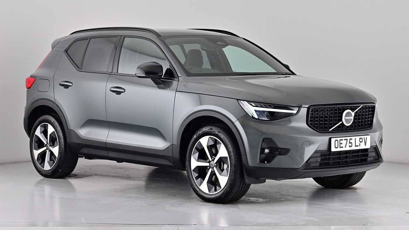 Main listing image - Volvo XC40