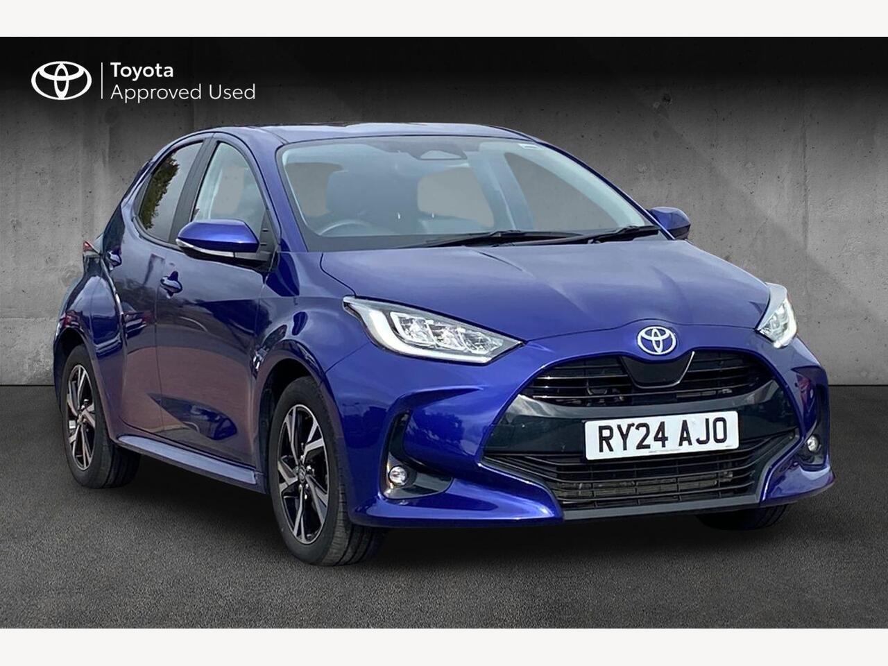 Main listing image - Toyota Yaris