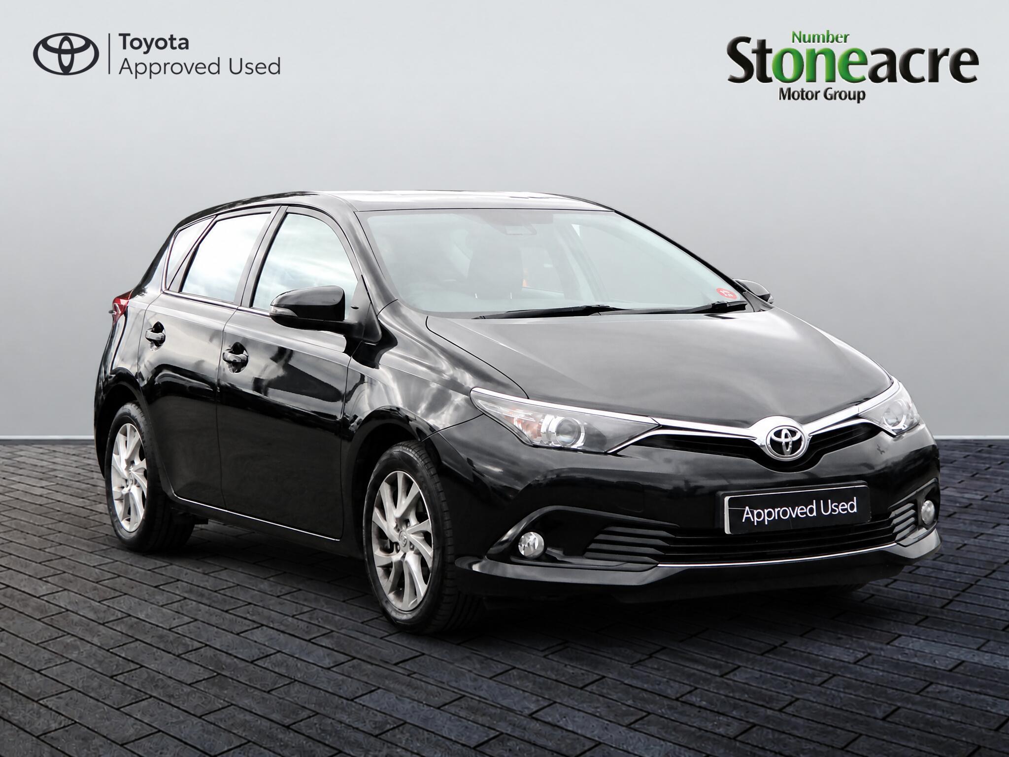 Main listing image - Toyota Auris