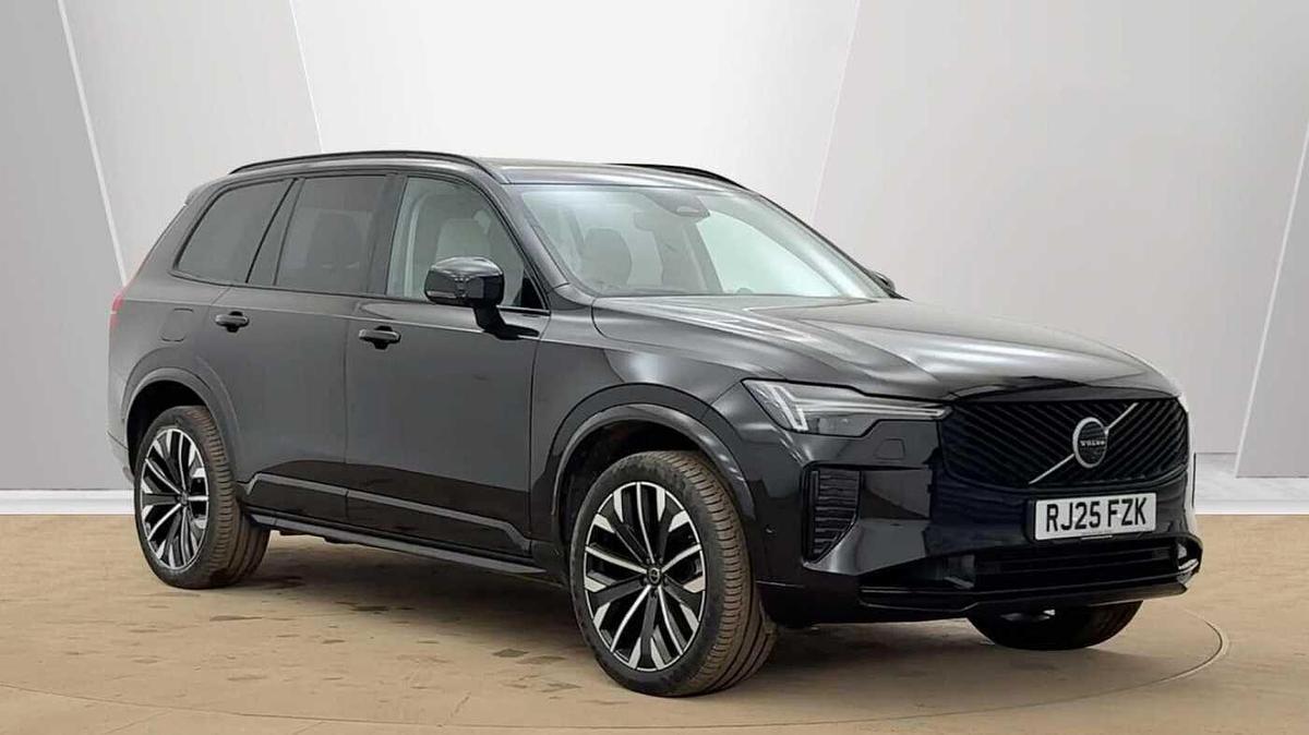 Main listing image - Volvo XC90