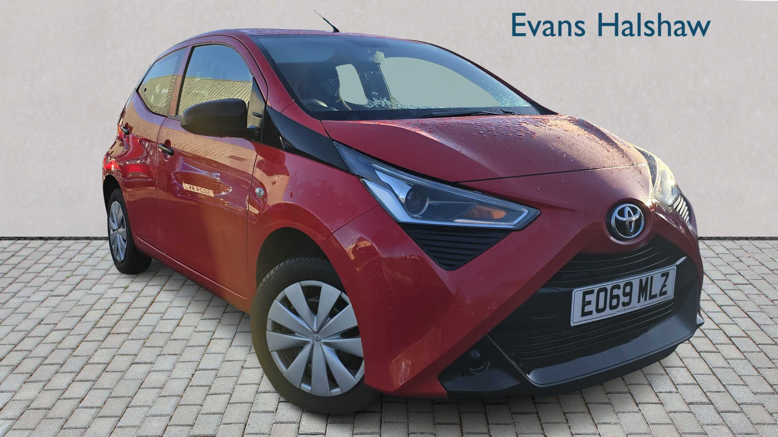 Main listing image - Toyota Aygo