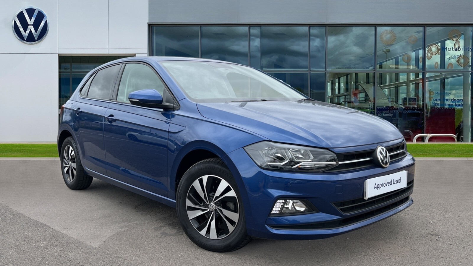 Main listing image - Volkswagen Polo