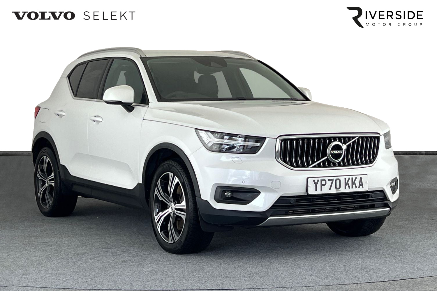 Main listing image - Volvo XC40 Recharge