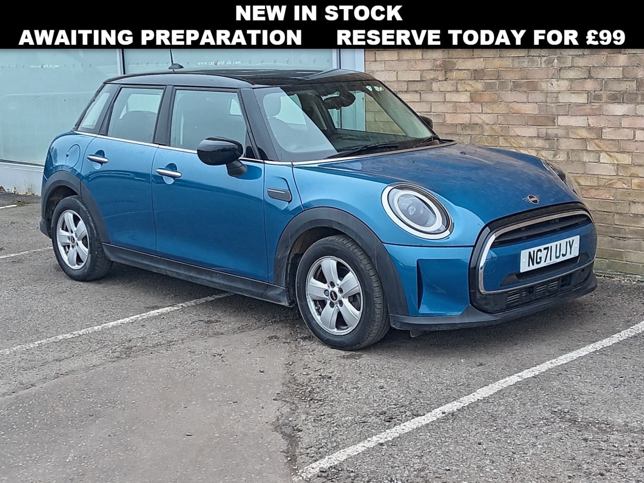 Main listing image - MINI Hatchback 5dr