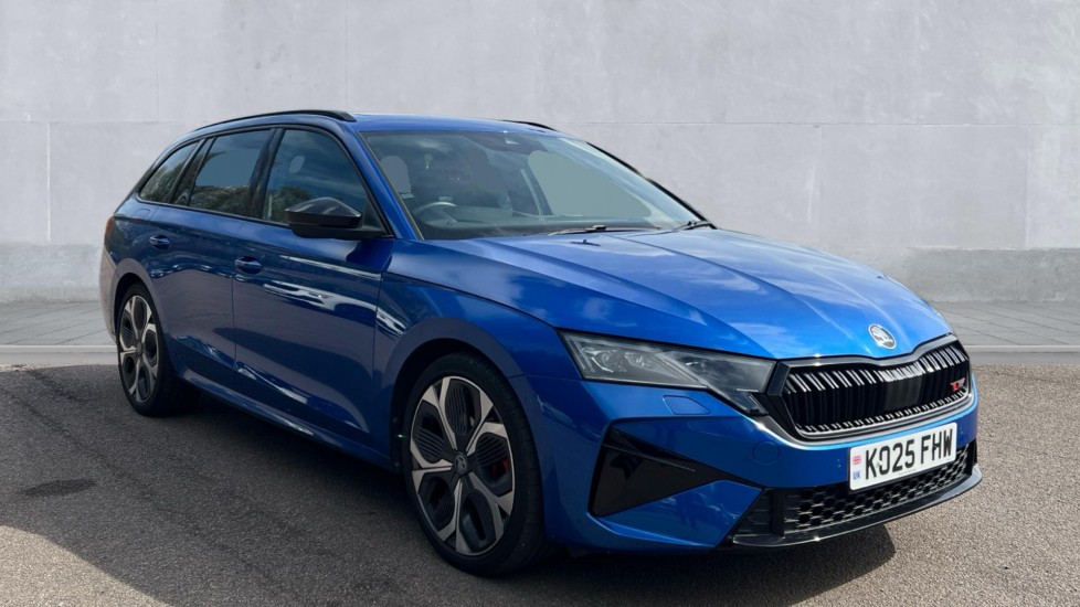 Main listing image - Skoda Octavia Estate