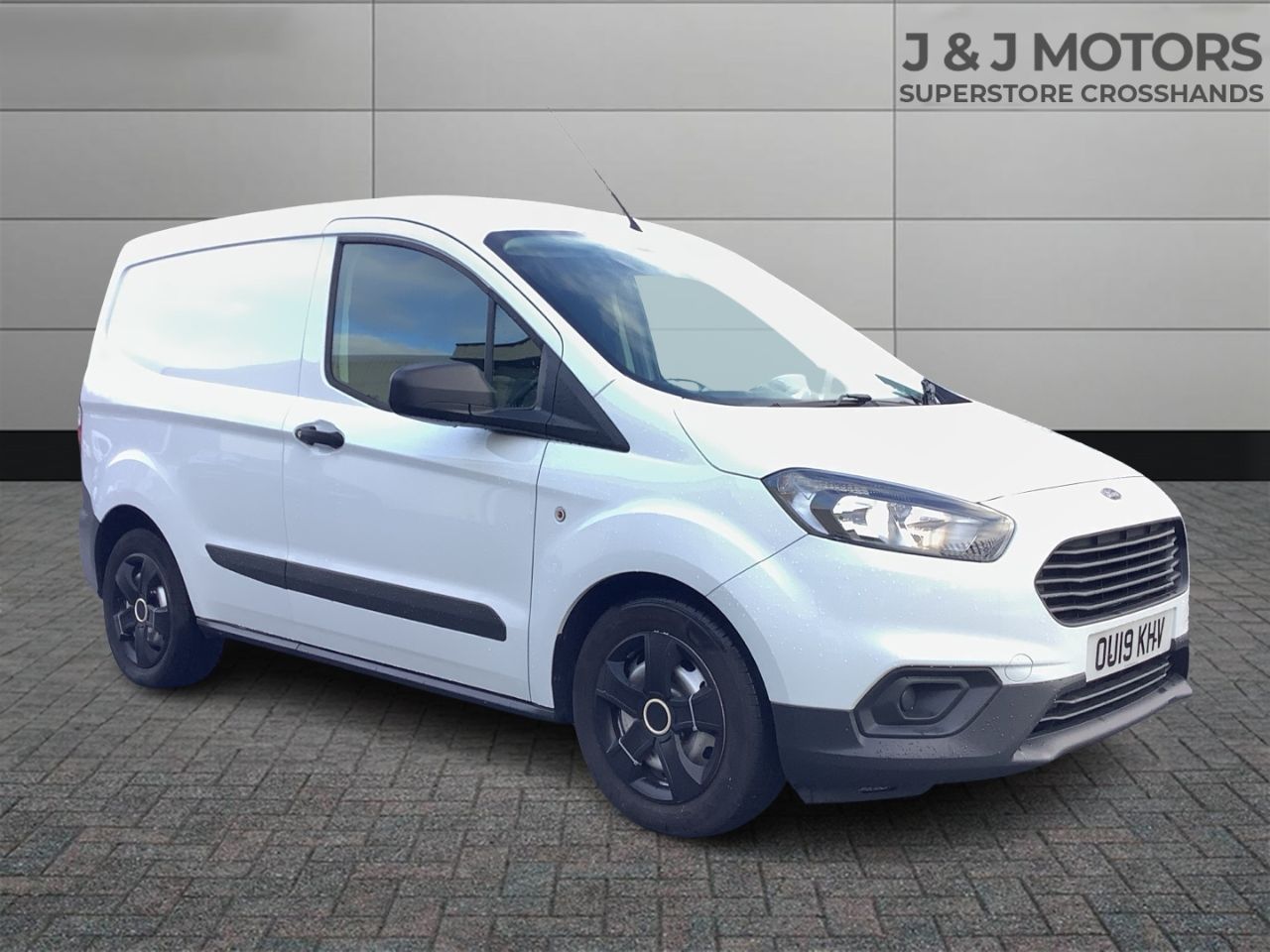 Main listing image - Ford Transit Courier