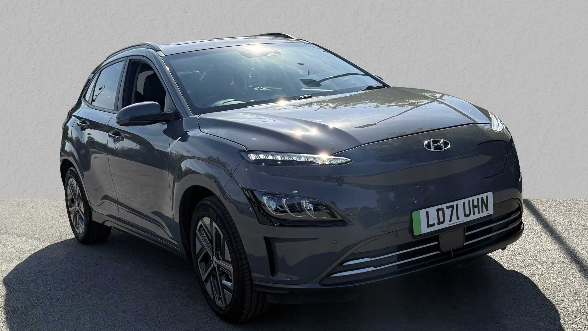 Main listing image - Hyundai Kona Electric