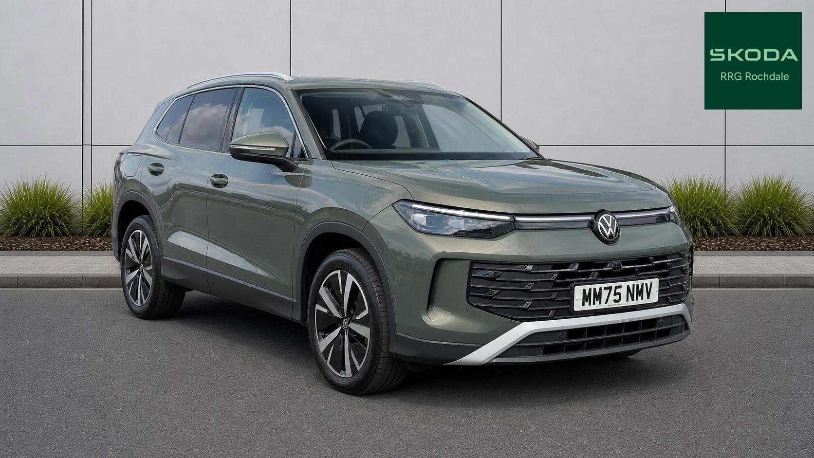 Main listing image - Volkswagen Tayron