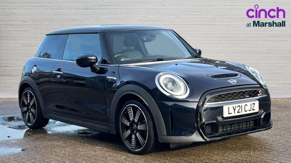 Main listing image - MINI Hatchback